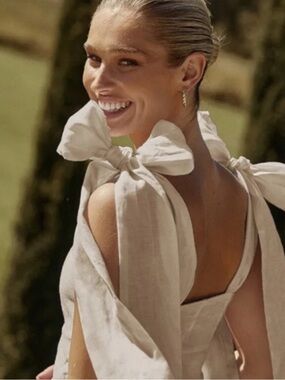 Linen Backless Tie-Shoulder Dress in Natural